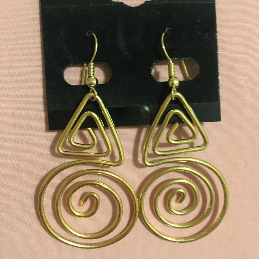 Fashion Gold Spiral Earrings
